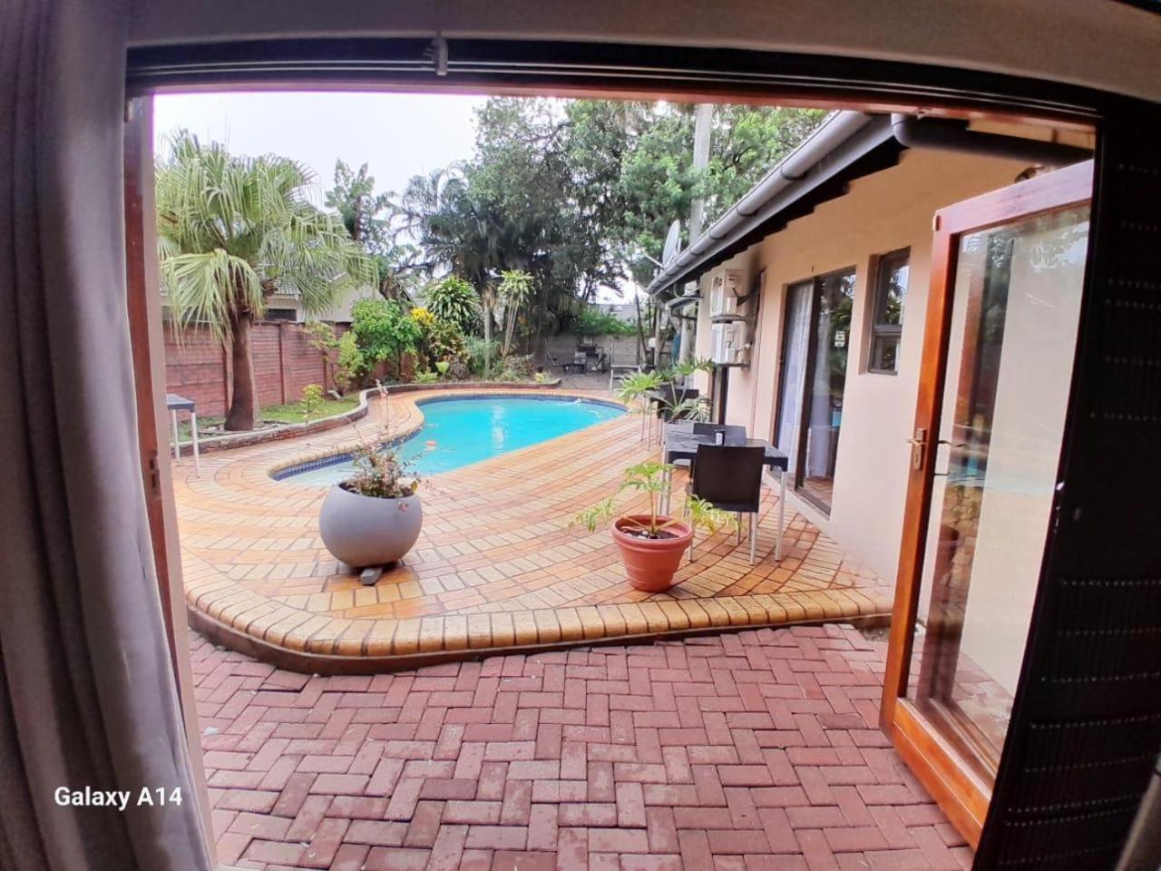 Nqabanqaba Bed & Breakfast Richards Bay Exterior photo